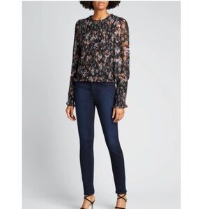 Great Condition VERONICA BEARD
Faire Black Floral Boho Top 6